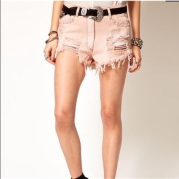 Some Days Lovin NWT Pink Distressed Beaded Embellished Shorts Womens Size Small - Picture 9 of 9